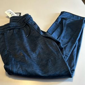 NWT under Armour Youth XL loose sweatpants